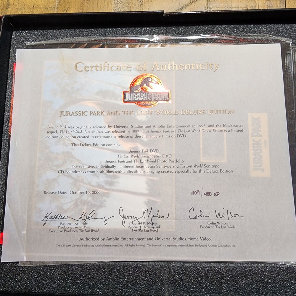 Jurassic Park & The Lost World Deluxe Edition DVD Box Set Limited 209/400 COA - Picture 6 of 11